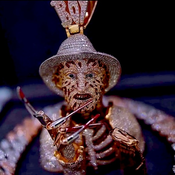 Freddy Pendent